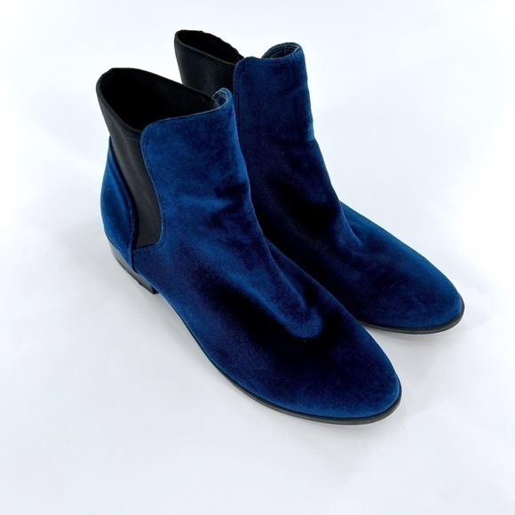 ALDO “Nydia” Velvet Chelsea boots size 6 - Picture 3 of 12